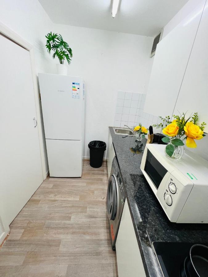 2-Bedroom Plus Living Room Flats Near Edgware Road Лондон Екстер'єр фото