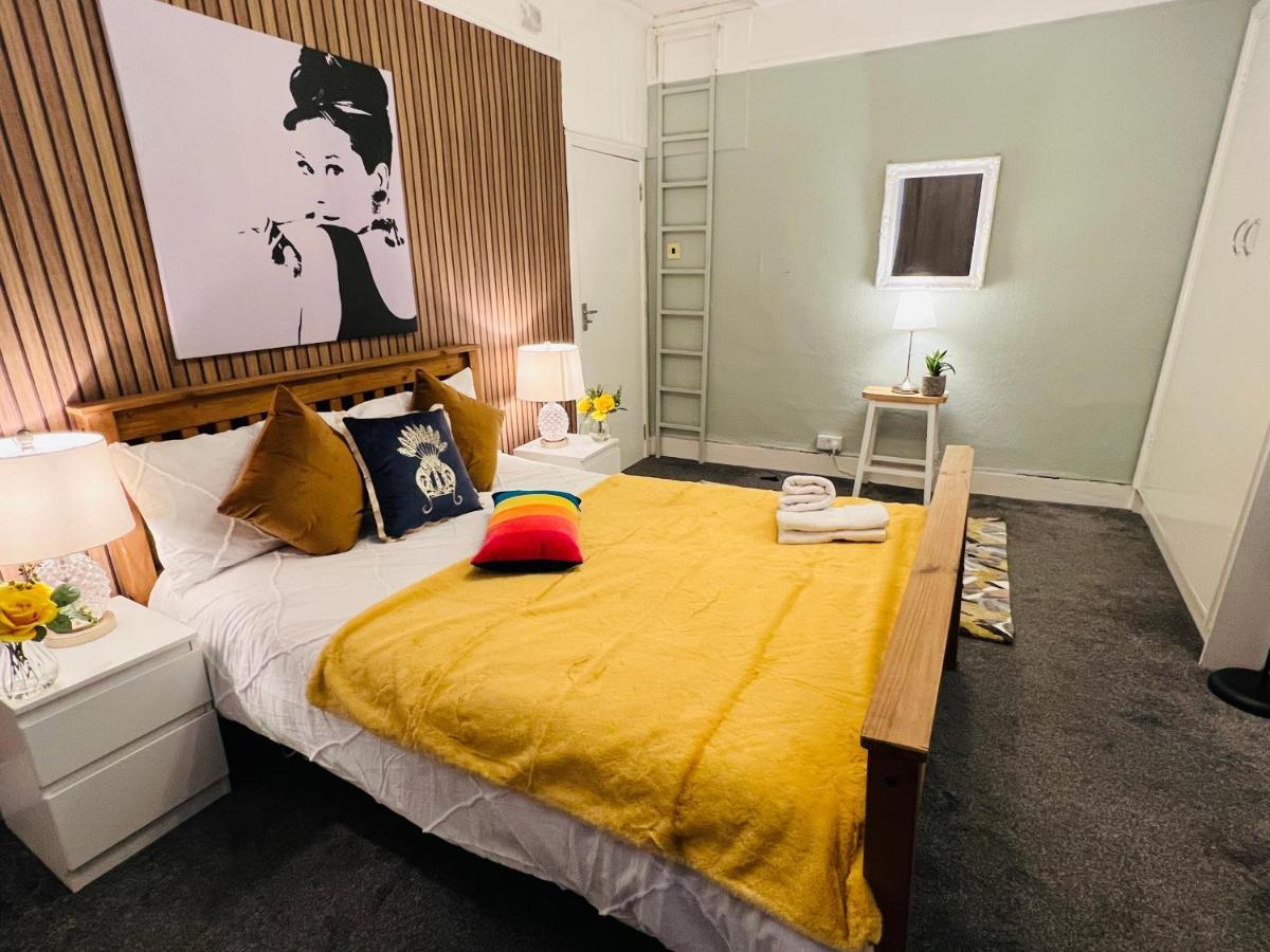 2-Bedroom Plus Living Room Flats Near Edgware Road Лондон Екстер'єр фото